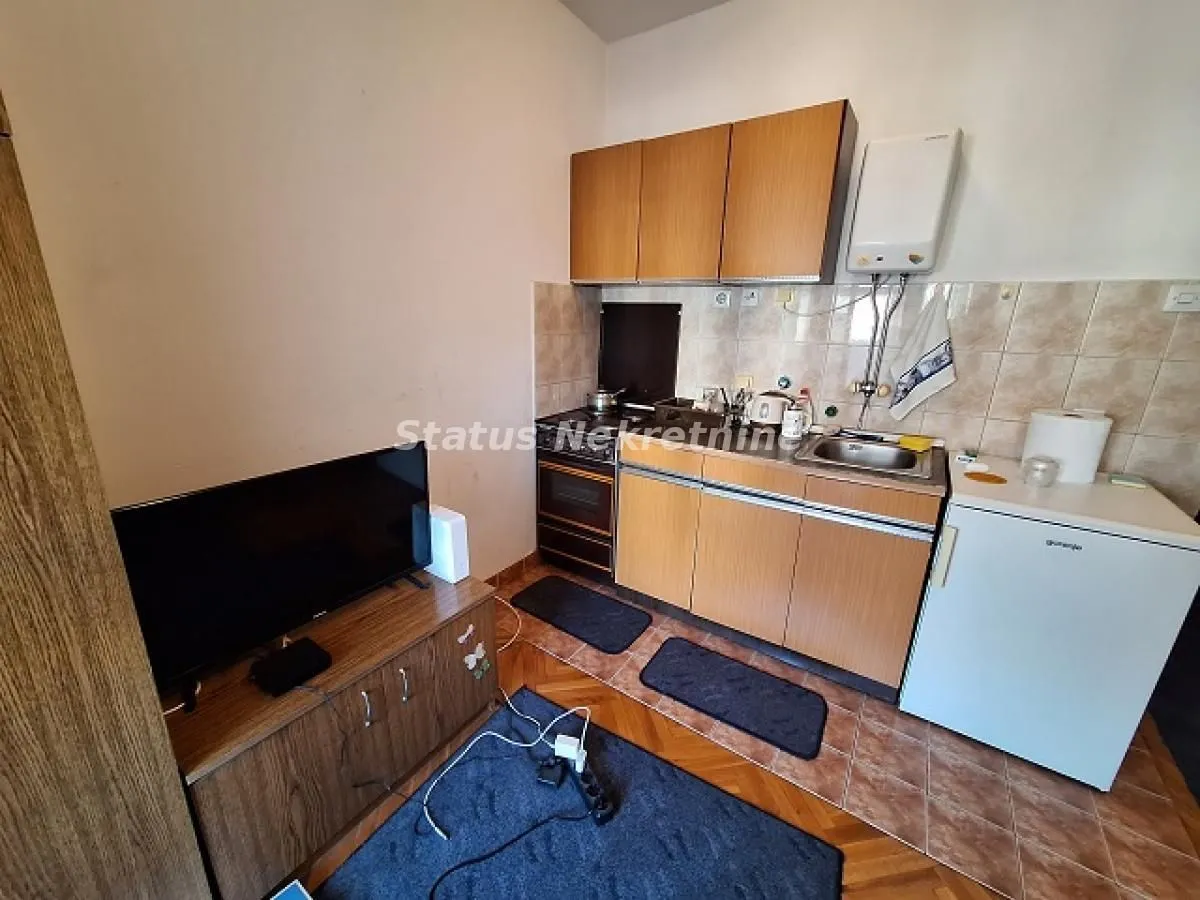 Rent, studio apartment, 24m², Grbavica, Novi Sad Sve Podlokacije