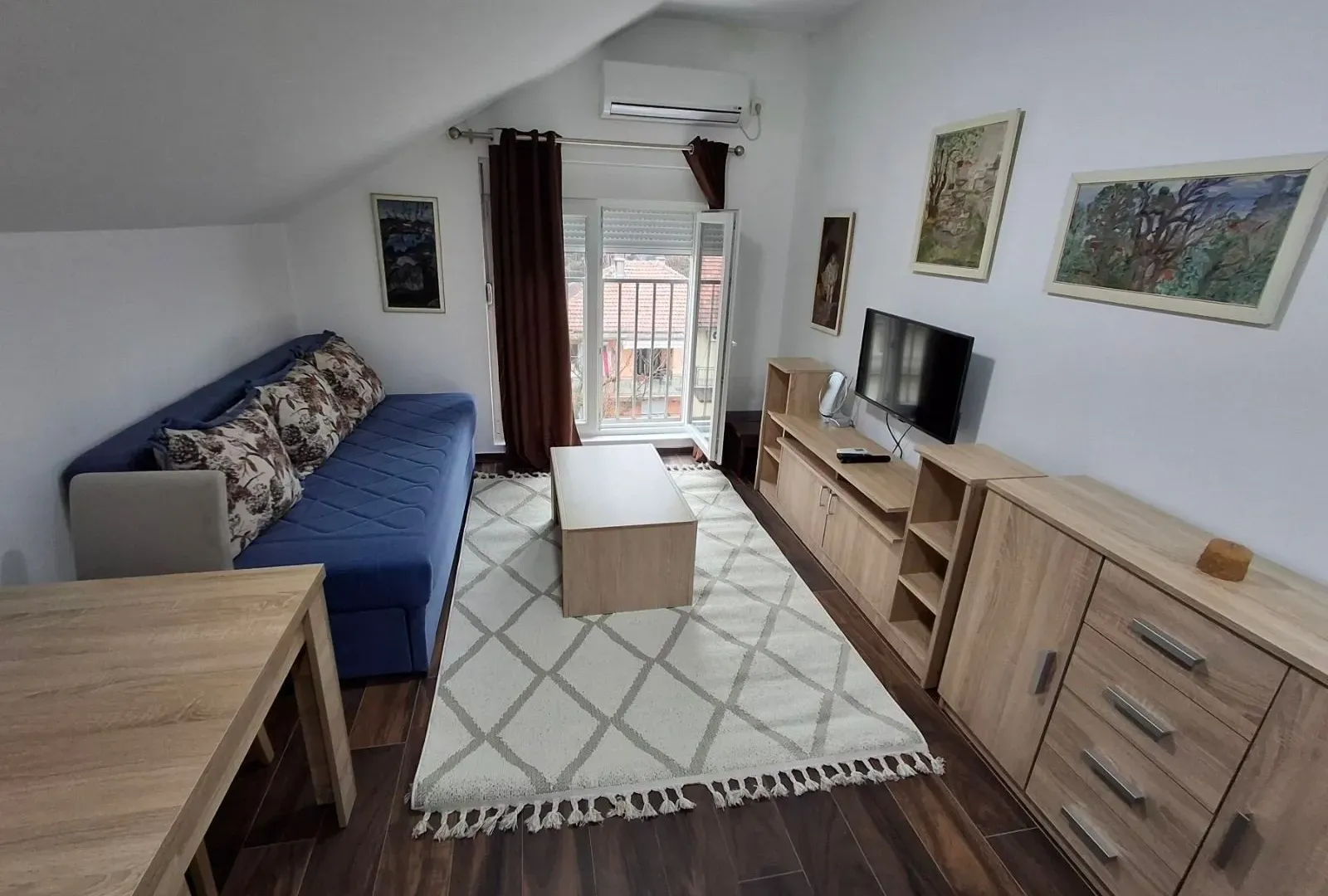 Izdavanje, garsonjera, 26m², Dalmatinska ulica, Podgorica