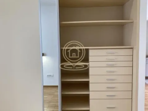 Izdavanje, trosoban stan, 58m², Bulbulder, Zvezdara Sve Podlokacije - image 10
