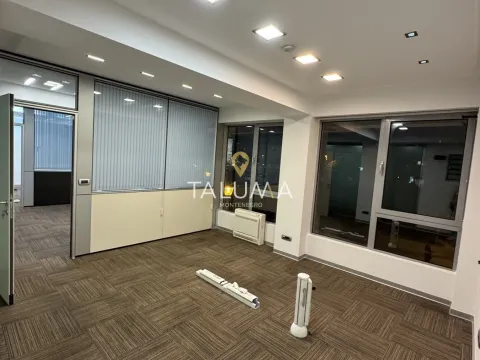 Sale, office space, 80m², Preko Morače, Podgorica - image 2