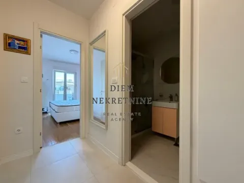 Rent, one bedroom apartment, 50m², Central Point, Podgorica - image 10
