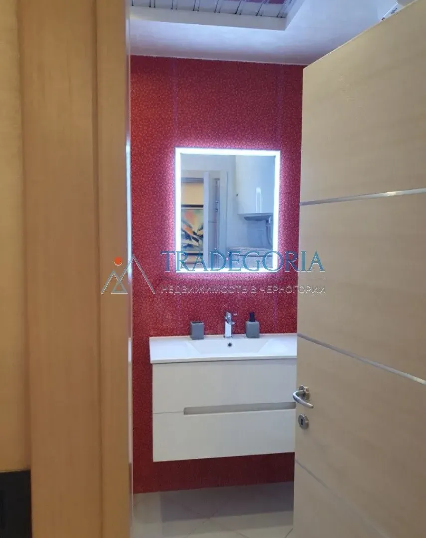 Prodaja, dvosoban stan, 87m², Budva, Crna Gora