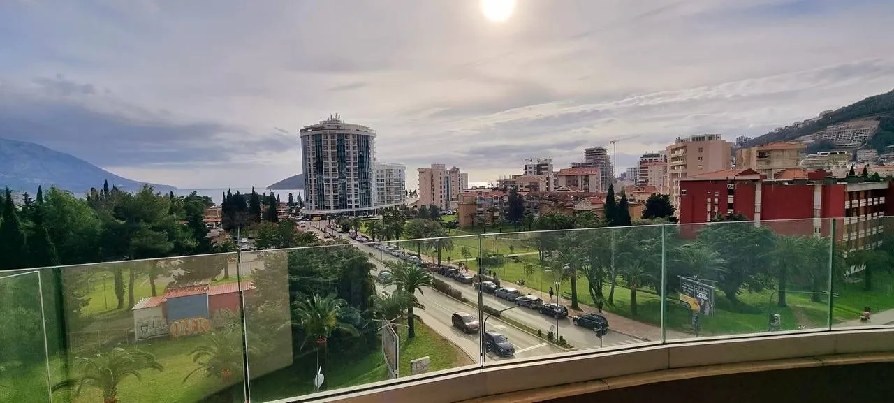 Prodaja, jednosoban stan, 38m², Centar, Budva