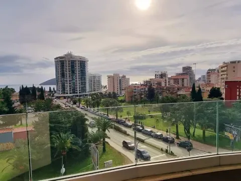 Sale, one bedroom apartment, 38m², Centar, Budva - image 1