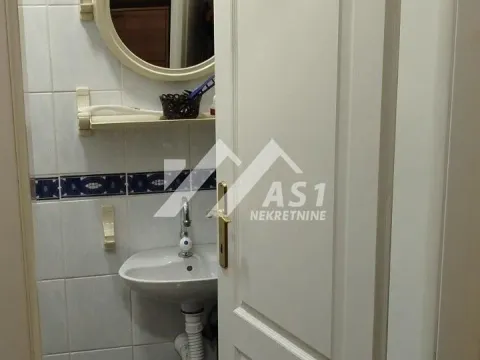 Prodaja, četvorosoban stan, 80m², Grbavica, Novi Sad Sve Podlokacije - image 3