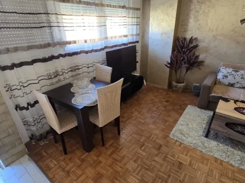 Rent, one bedroom apartment, 41m², Centar, Cetinje - image 3