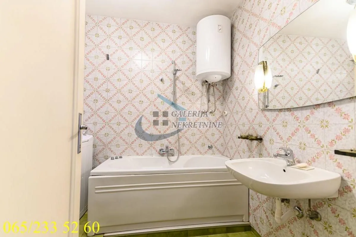 Sale, three bedroom apartment, 72m², Zeleni Venac, Beograd