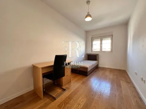 Izdavanje, dvosoban stan, 75m², Central Point, Podgorica - image 8