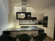 Izdavanje, jednosoban stan, 58m², City Kvart, Podgorica - image 1