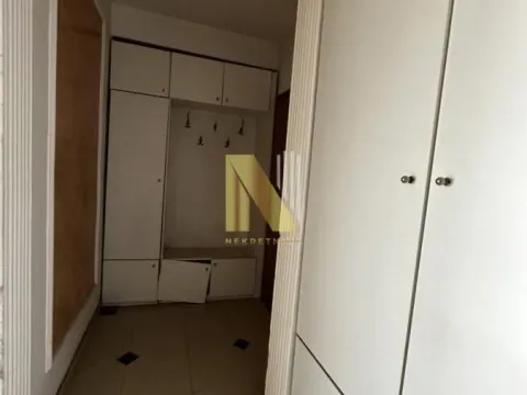 Izdavanje, poslovni prostor, 72m², Bulevar Oslobodjenja, Novi Sad Sve Podlokacije - image 8