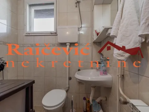 Izdavanje, trosoban stan, 88m², Voždovac, Voždovac Sve Podlokacije - image 14