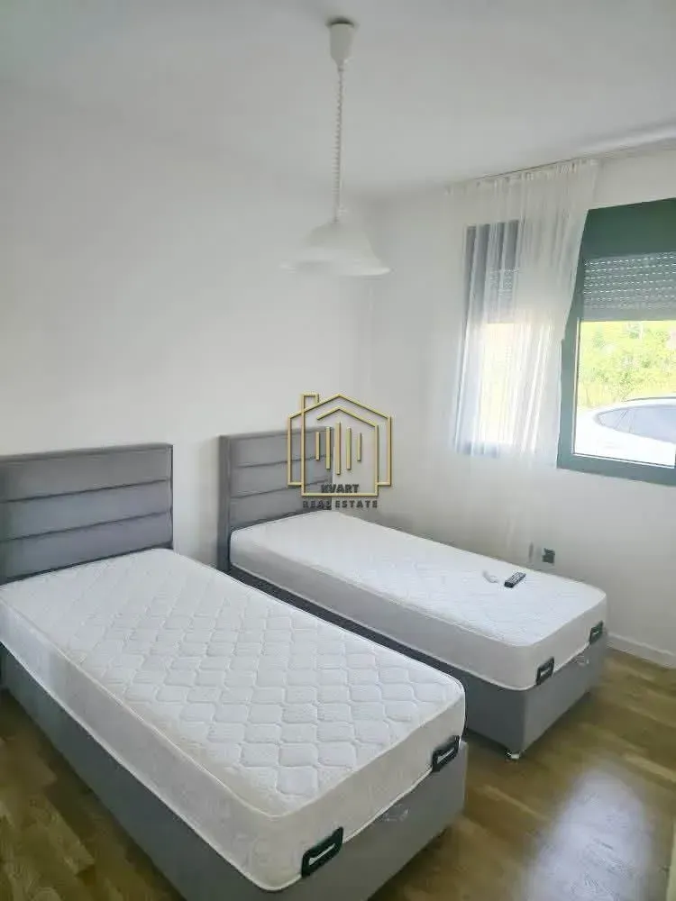 Rent, two bedroom apartment, 100m², Dalmatinska ulica, Podgorica