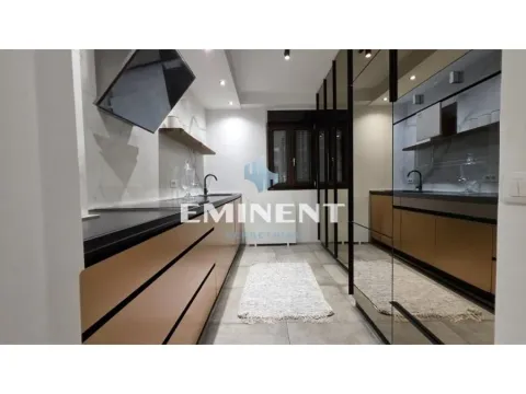 Rent, three bedroom apartment, 111m², Neimar, Vračar Sve Podlokacije - image 3