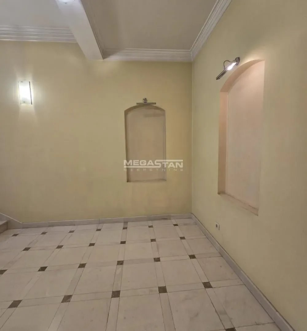 Sale, house, 815m², Vračar Sve Podlokacije, Beograd