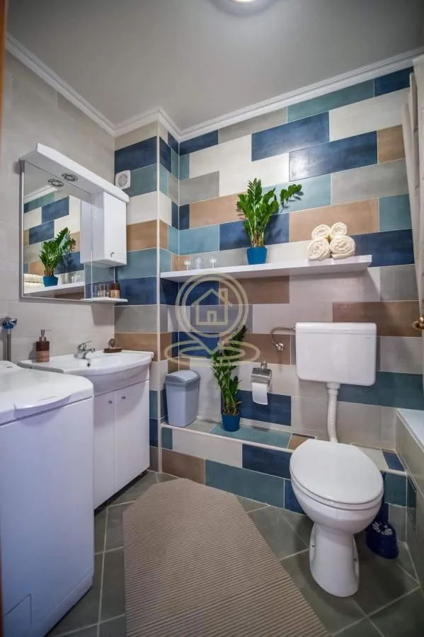 Izdavanje, jednosoban stan, 35m², Podbara, Novi Sad Sve Podlokacije