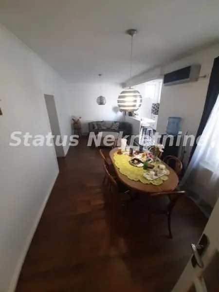 Prodaja, kuća, 157m², Salajka, Novi Sad Sve Podlokacije