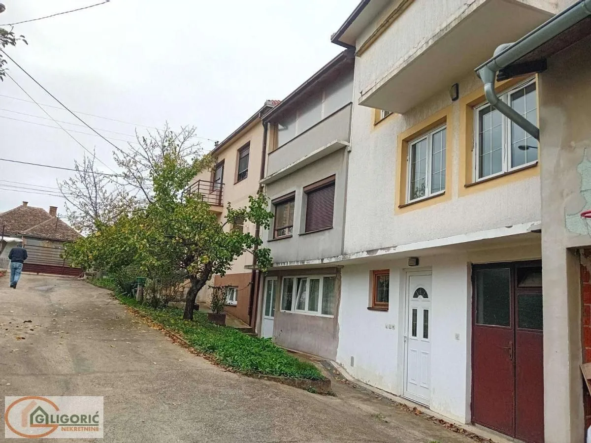 Sale, house, 74m², Čukarica, Beograd