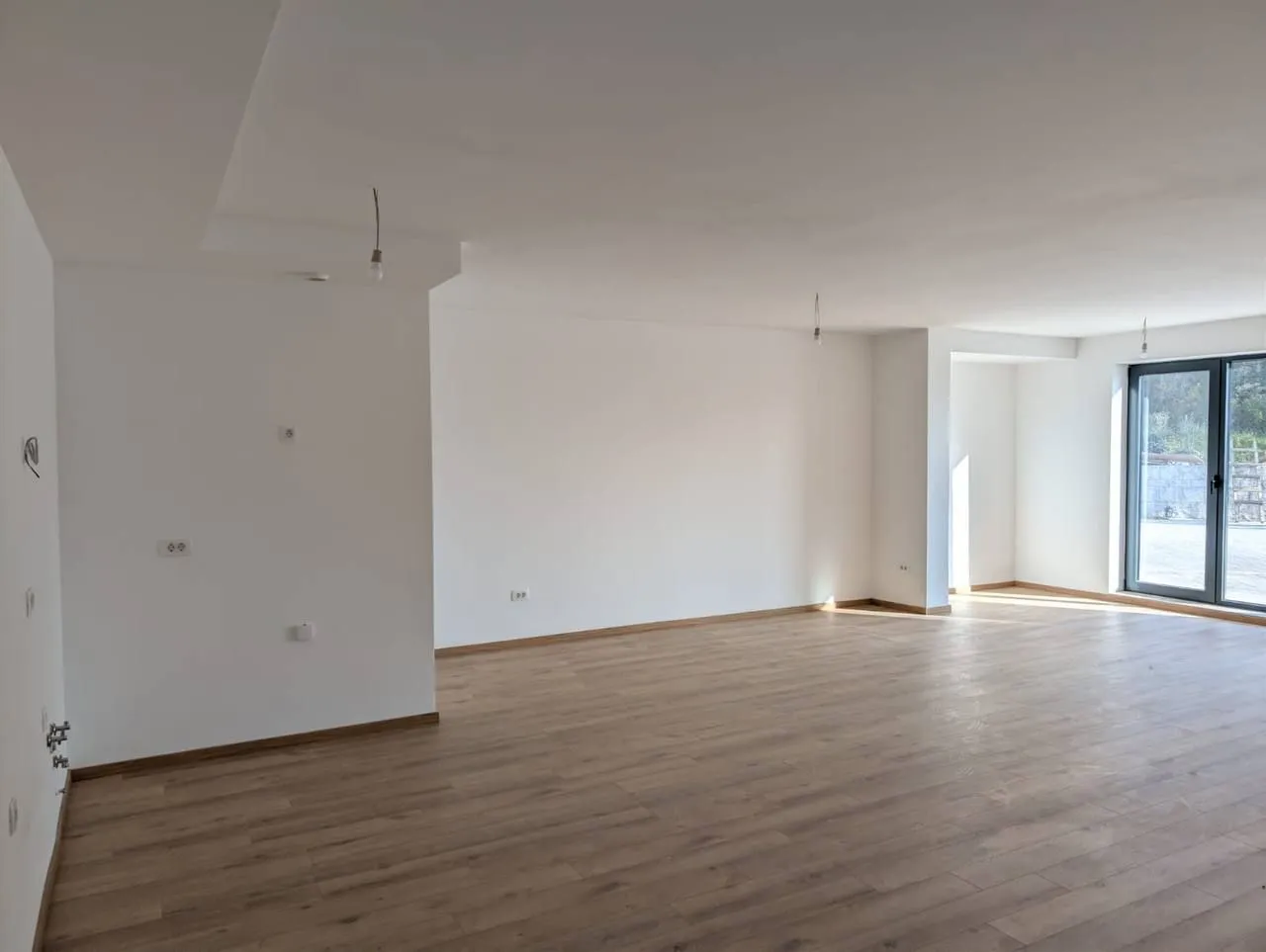 Sale, two bedroom apartment, 109m², Kamenovo, Budva