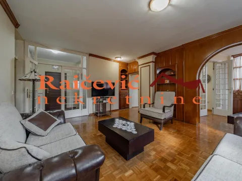 Rent, four bedroom apartment, 104m², Kalenić Pijaca, Vračar Sve Podlokacije - image 3