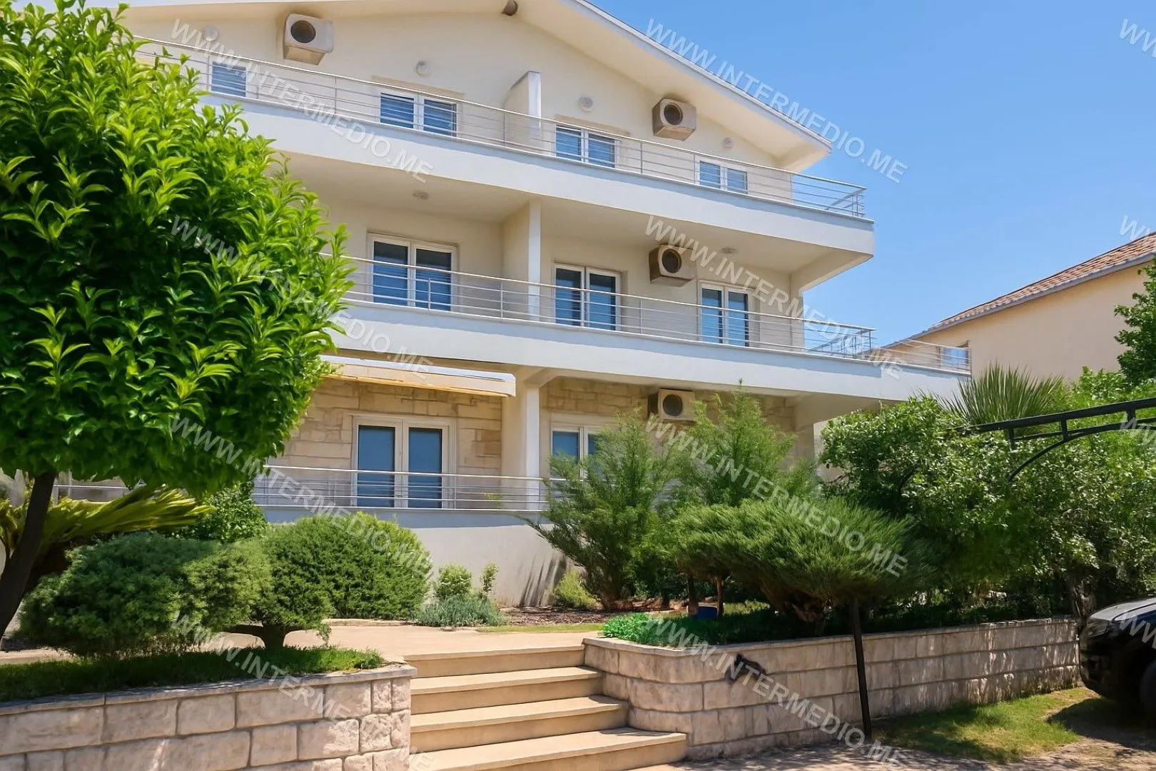 Prodaja, dvosoban stan, 68m², Đenovići, Herceg Novi