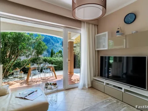 Prodaja, dvosoban stan, 63m², Orahovac, Kotor - image 4