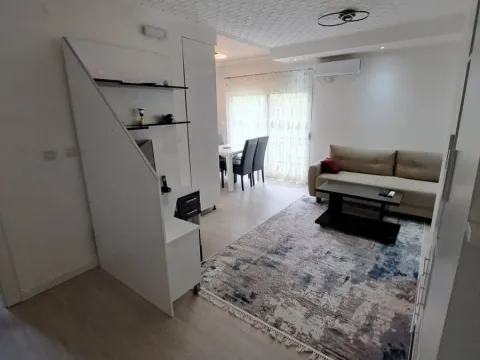 Prodaja, jednosoban stan, 55m², Centar, Bar - image 4