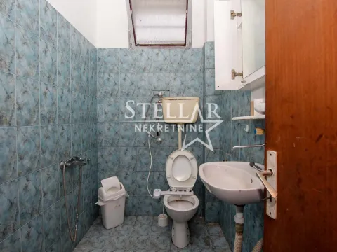 Izdavanje, poslovni prostor, 140m², Zabjelo, Podgorica - image 11