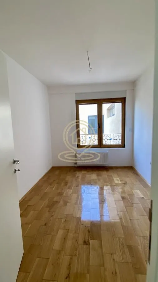 Prodaja, četvorosoban stan, 92m², Crveni Pevac, Niš