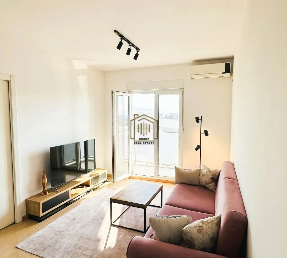 Prodaja, jednosoban stan, 44m², City Kvart, Podgorica