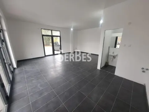 Izdavanje, poslovni prostor, 46m², Adice, Novi Sad Sve Podlokacije - image 5