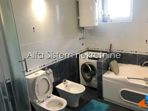 Rent, three bedroom apartment, 110m², Savski Venac, Beograd - image 16