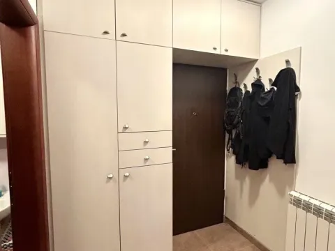 Prodaja, stan, 48m², Žabljak, Crna Gora - image 4