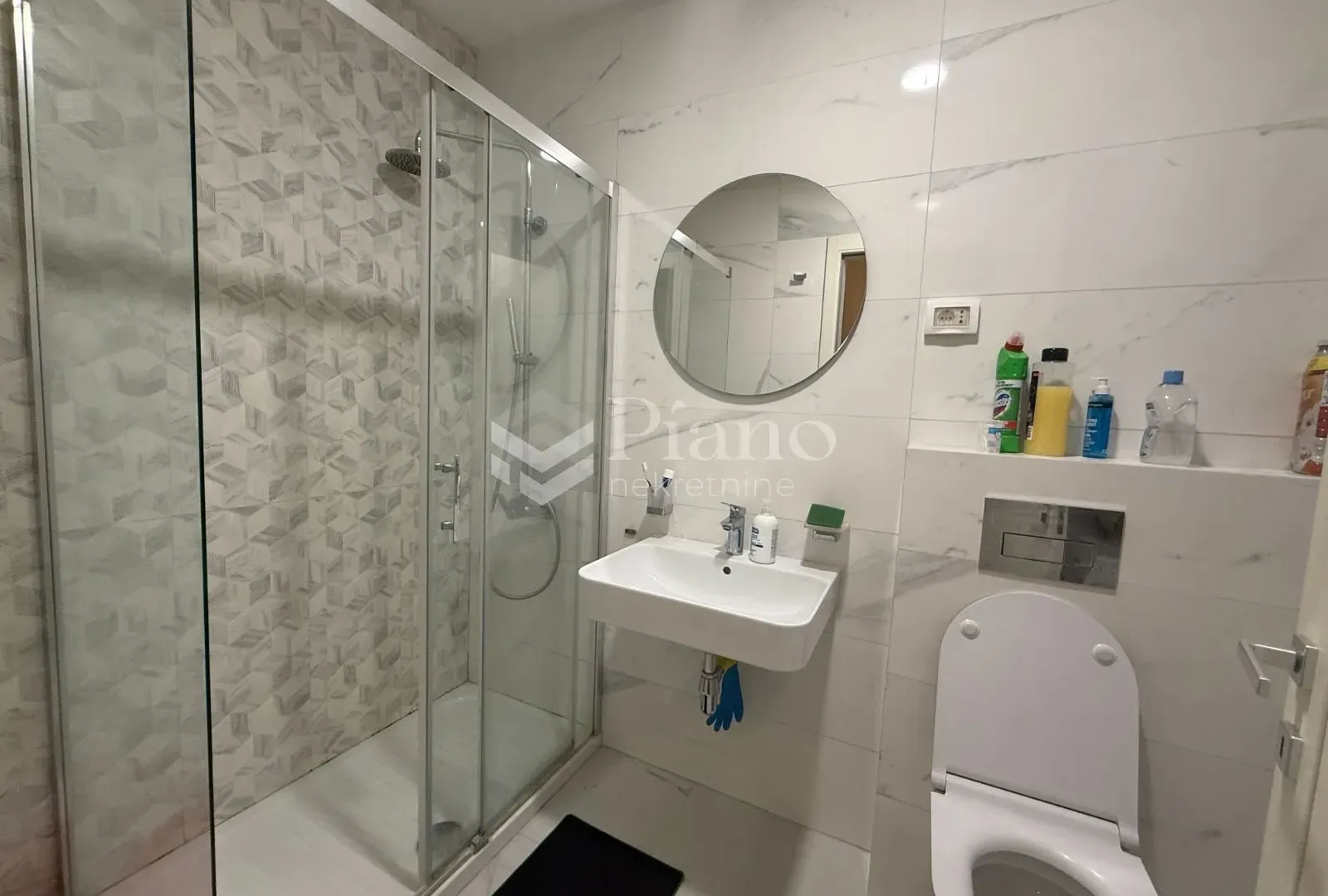 Rent, apartment, 42m², Central Point, Podgorica