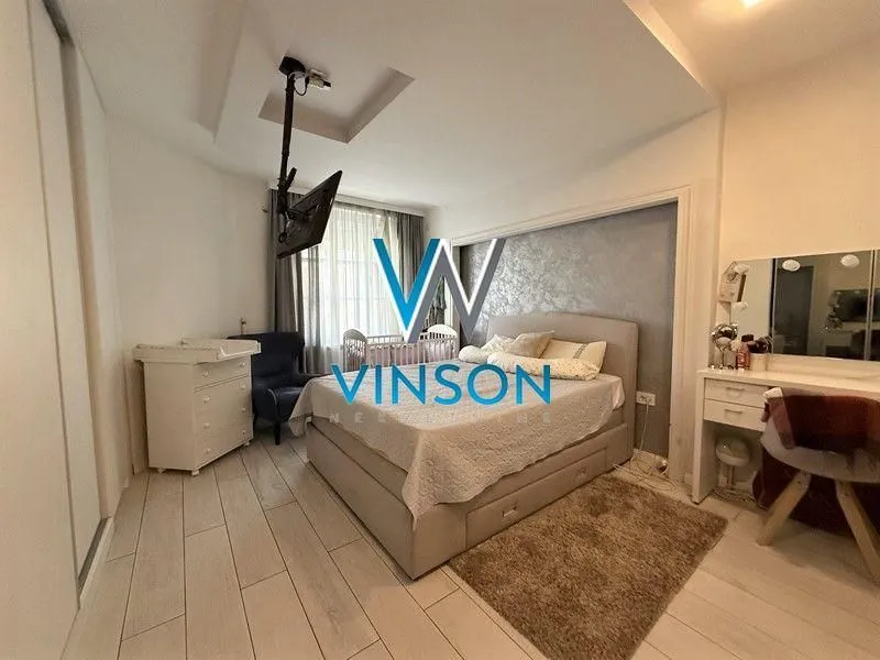 Prodaja, trosoban stan, 74m², Centar, Novi Sad
