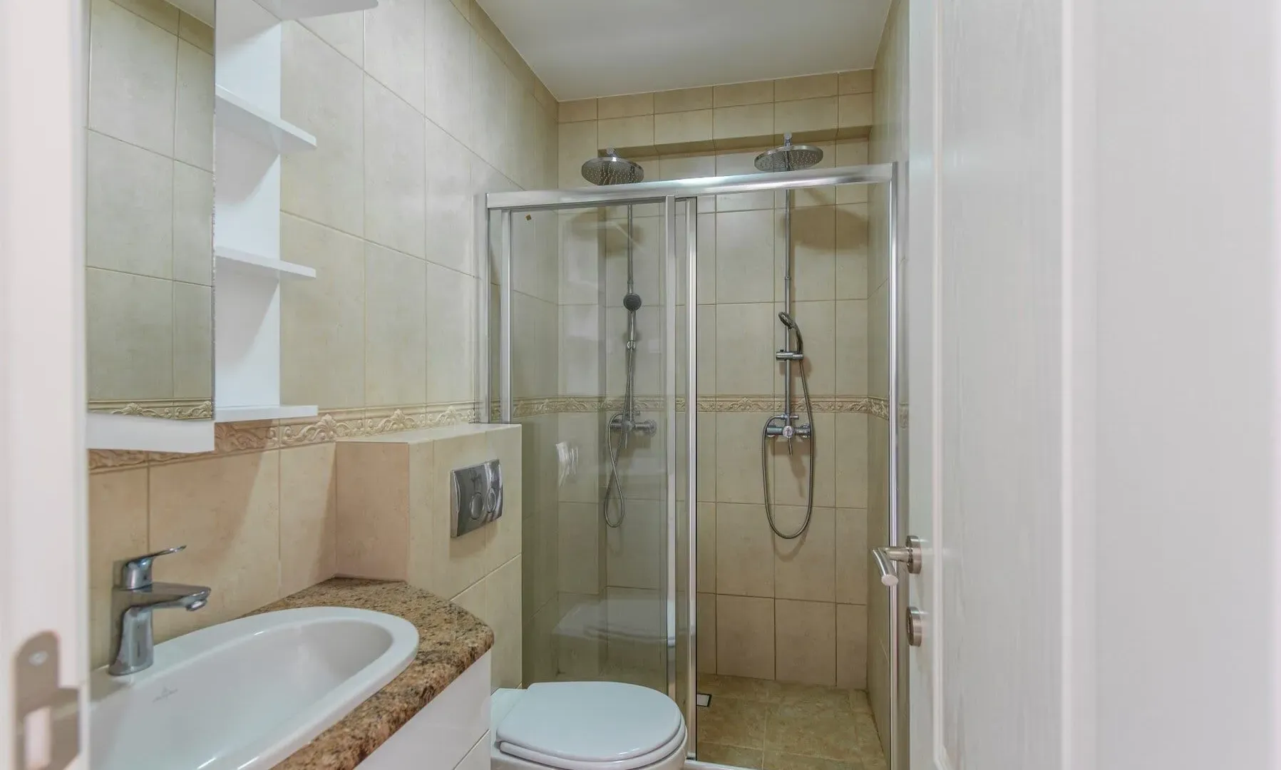 Sale, house, 270m², Reževići, Budva