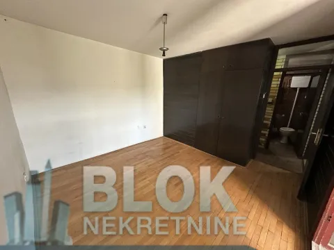 Prodaja, dvosoban stan, 80m², Blok 5, Podgorica - image 6