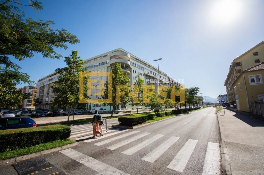 Sale, office space, 80m², Stari Aerodrom, Podgorica