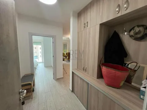 Prodaja, dvosoban stan, 90m², Bečići, Budva - image 9