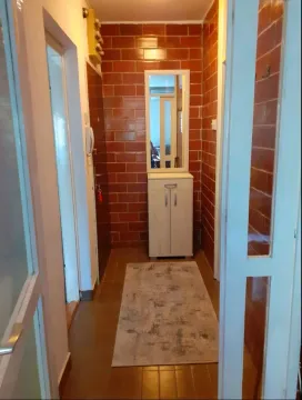 Izdavanje, jednosoban stan, 45m², Blok 6, Podgorica - image 7