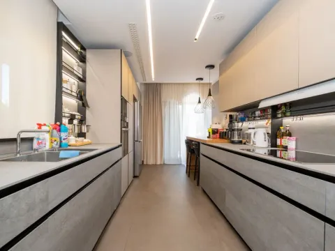 Prodaja, kuća, 500m², Podgorica, Crna Gora - image 34