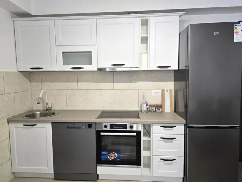 Rent, one bedroom apartment, 50m², Mažina, Tivat - image 4