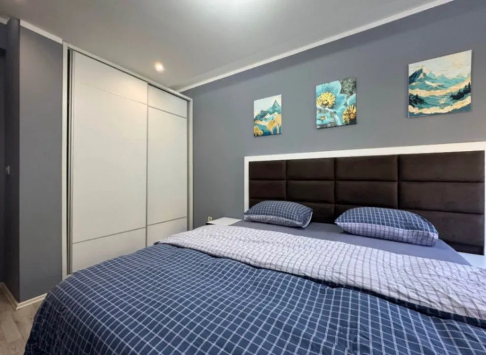 Rent, three bedroom apartment, 90m², Budva okolina, Budva