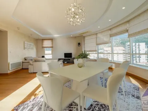 Prodaja, dvosoban stan, 121m², Centar, Budva - image 2