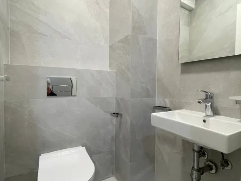 Izdavanje, dvosoban stan, 72m², Central Point, Podgorica - image 16