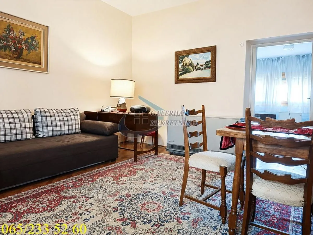 Sale, three bedroom apartment, 66m², Vračar Sve Podlokacije, Beograd