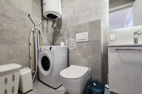 Rent, one bedroom apartment, 45m², Stari Aerodrom, Podgorica - image 10