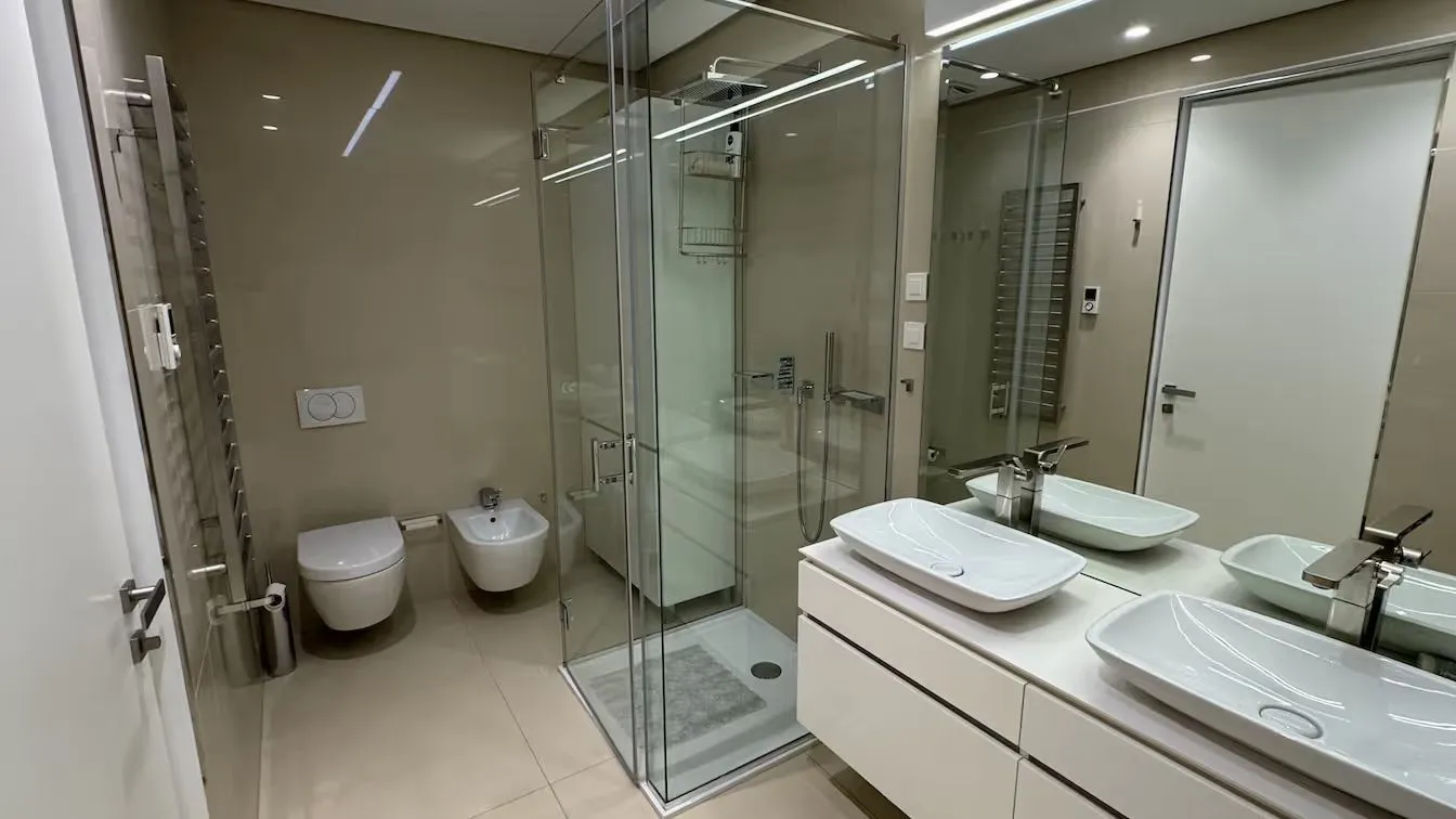 Sale, two bedroom apartment, 141m², Dukley Gardens, Budva