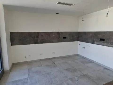 Prodaja, trosoban stan, 133m², Autokomanda, Voždovac Sve Podlokacije - image 5