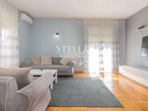 Izdavanje, kuća, 120m², Tološi, Podgorica - image 14