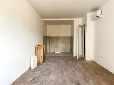 Prodaja, jednosoban stan, 52m², Tološi, Podgorica - image 3